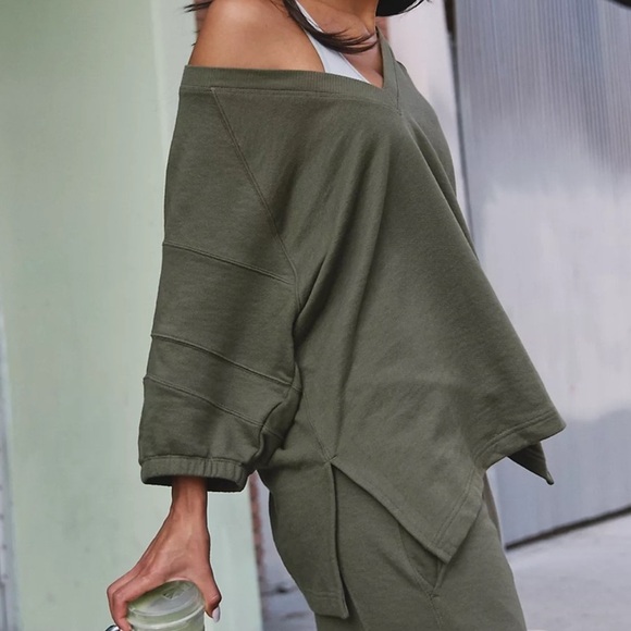 Free People On The Run Oversized Top In Adventurer. NWT! Sz S - Picture 3 of 6